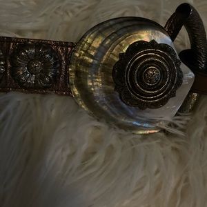 Beautiful shell belt